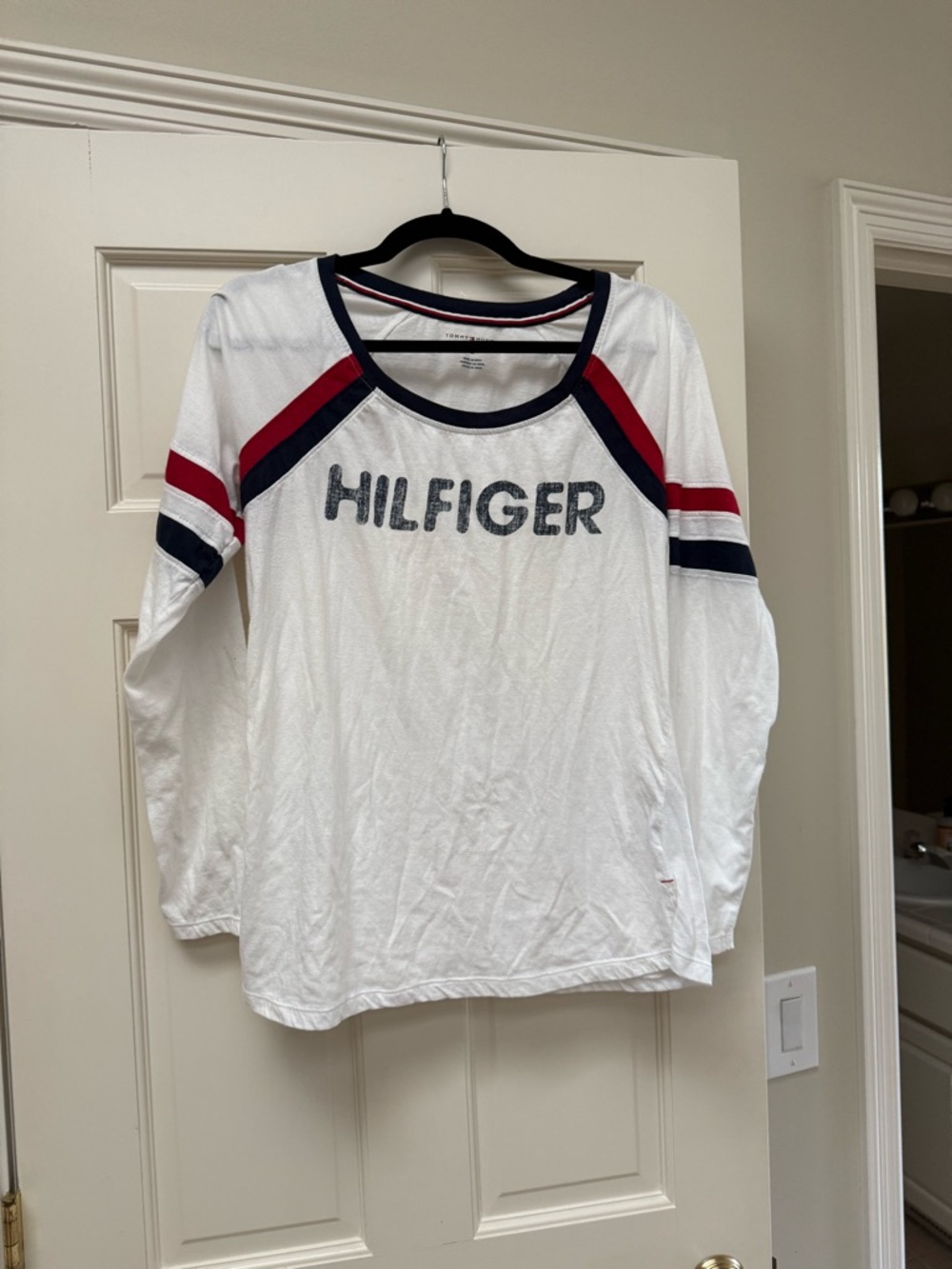 Tommy Hilfiger L/S white t shirt - m